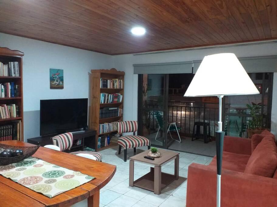 Iguazu House Apartment Puerto Iguazu Exterior photo